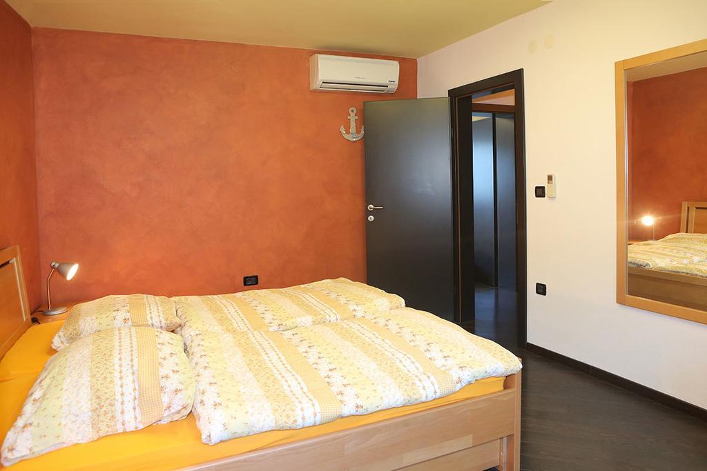 Apartments Ana City Ровинь Экстерьер фото