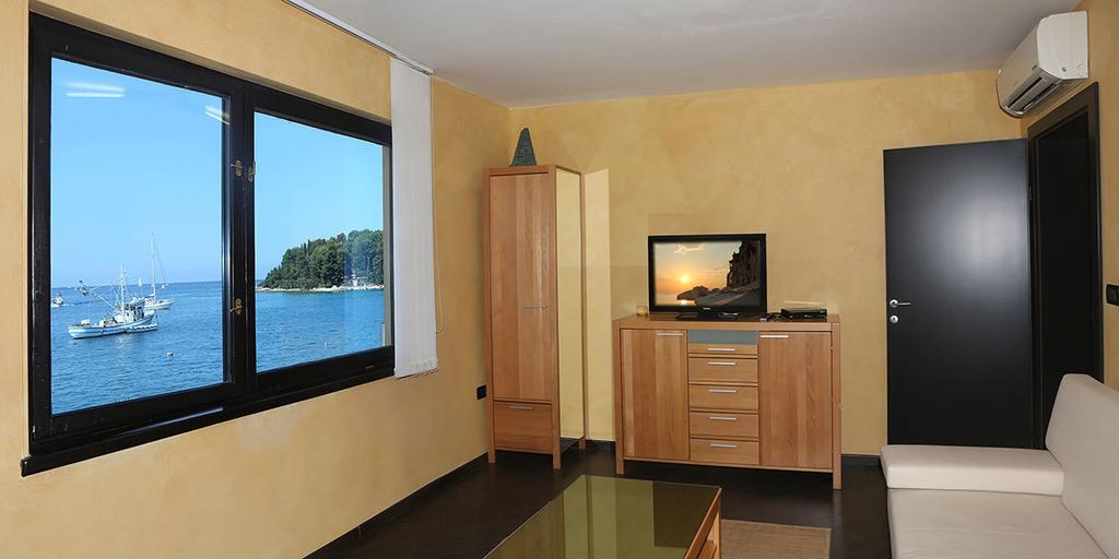 Apartments Ana City Ровинь Экстерьер фото